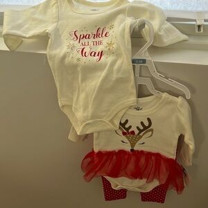 Three-piece little treasure 0 to 3 months Christmas outfit